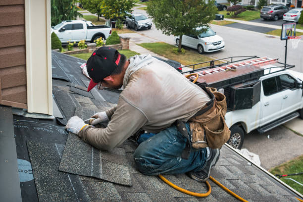 Professional Emergency Roof Repair technician working in Benedict, ND